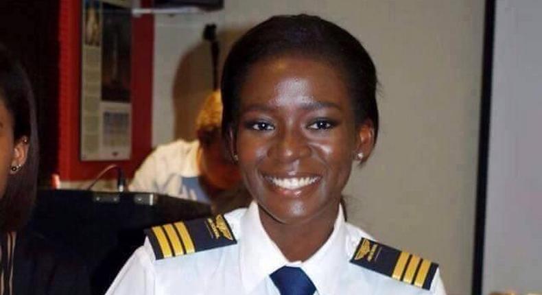 Jenifer Yahye, pilote à 23 ans/Jenifer Yahye