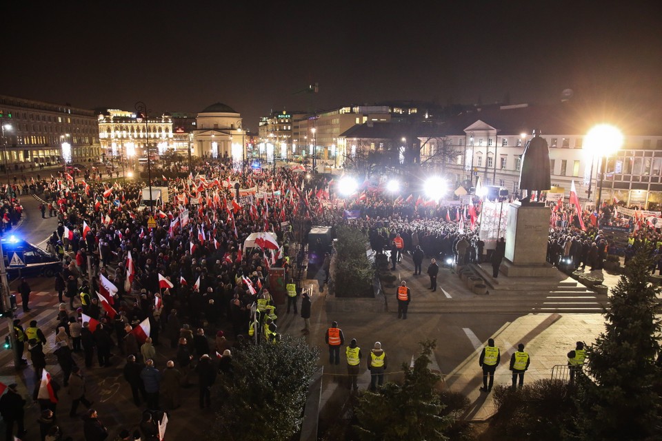 Demonstracje w dniu 35. rocznicy wprowadzenia stanu wojennego. Zobacz zdjęcia!