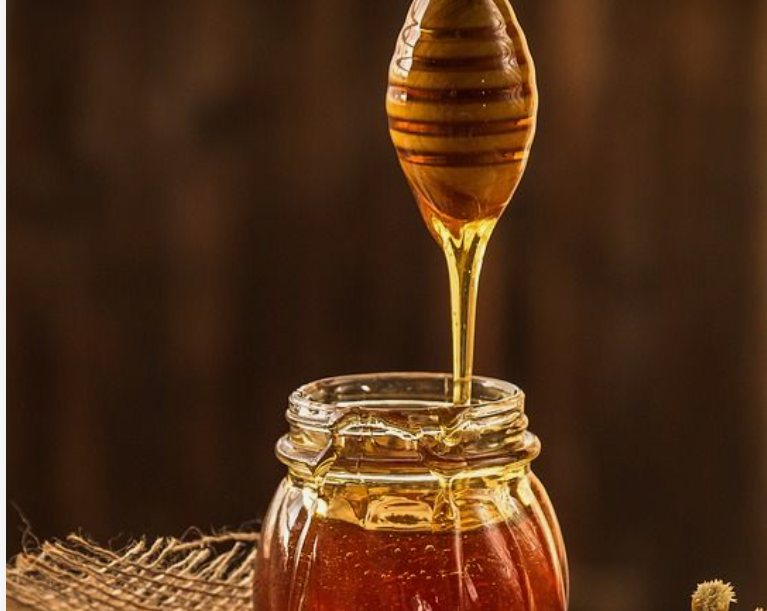 Store honey in a cool, dry place to retain its colour for longer duration [Pin]