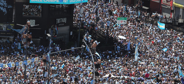 Feta w Buenos Aires. Tak Argentyńczycy świętowali mistrzostwo świata [FOTO]