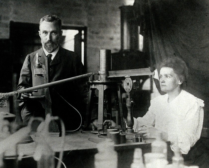 Maria Skłodowska-Curie (1867 - 1934 )