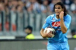 Cavani, Forlan i Suarez sprawdzą kadrę Fornalika