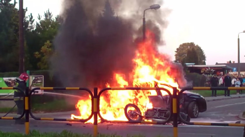 Knurów. Zderzenie mocotykla i renault