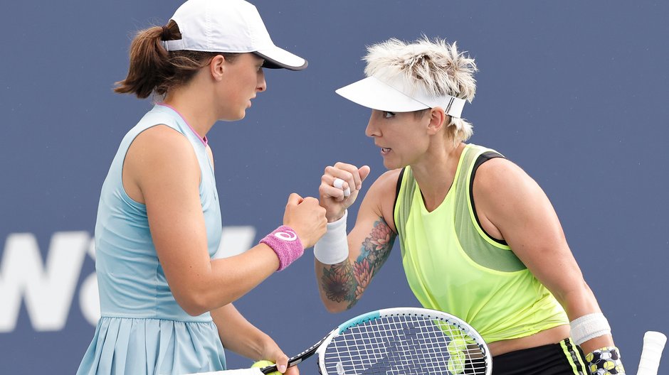 Iga Świątek i Bethanie Mattek-Sands