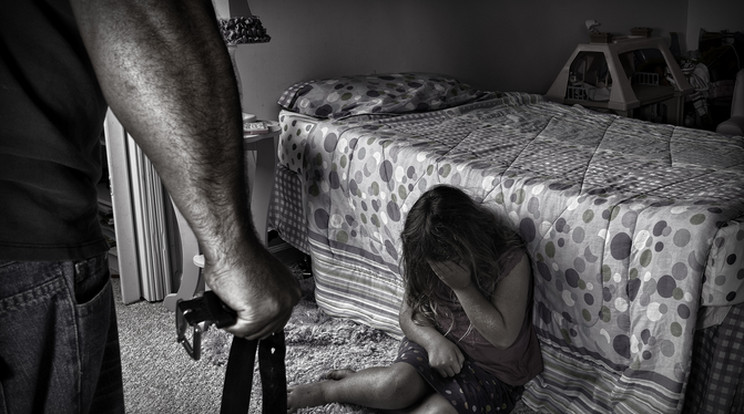 Szexuális erőszak és gyermekbántalmazás miatt emeltek vádat egy apa ellen. /Illusztráció: Northfoto