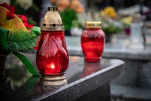 Duże podwyżki na cmentarzach już od 19 marca 2026 r. W jednym przypadku cena rośnie o 67 proc.