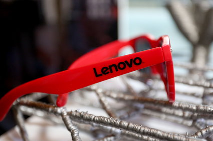 Lenovo chce wrócić na szczyt. Przejmuje od Fujitsu produkcję komputerów