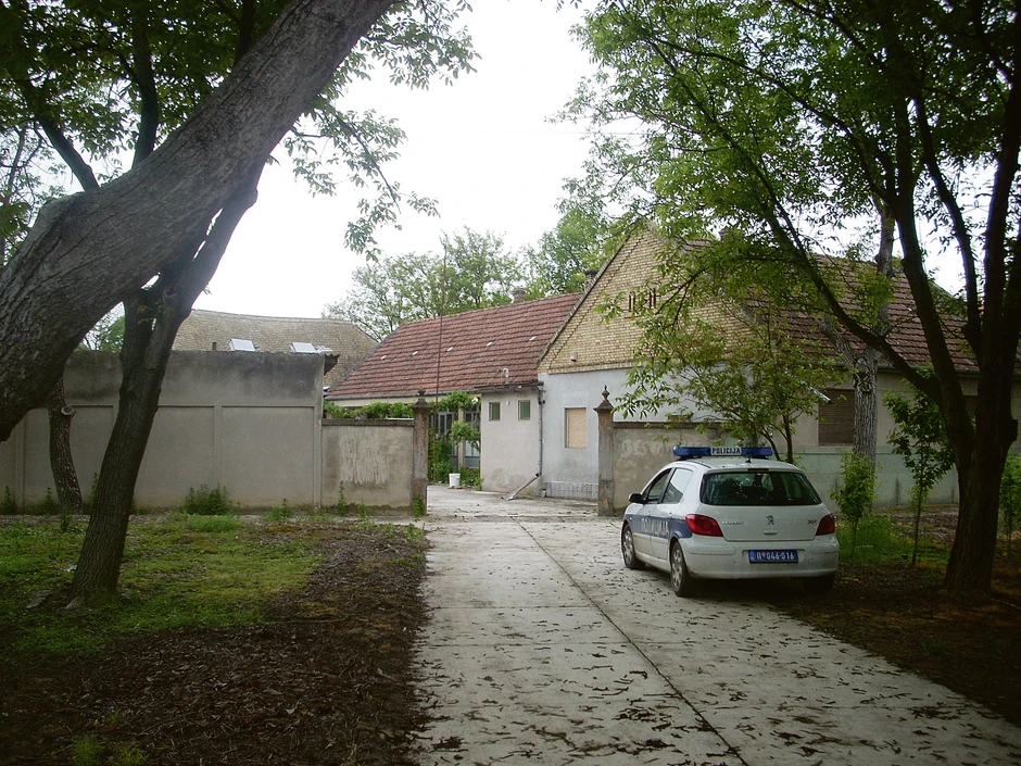 Ubica je inače vanbračni sin Ištvana Štampfera