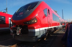 Policja: Sabotaż możliwą przyczyną zatrzymania ruchu kolejowego w północnych Niemczech