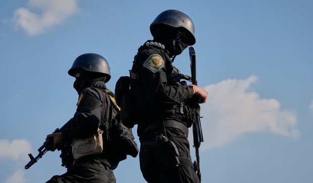 Iranski specijalci u Teheranu 1. aprila