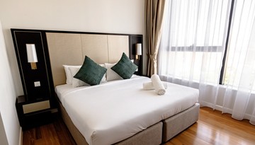 Koniec z radiem w pokoju i telefonem w łazience. Rewolucja w hotelowych gwiazdkach