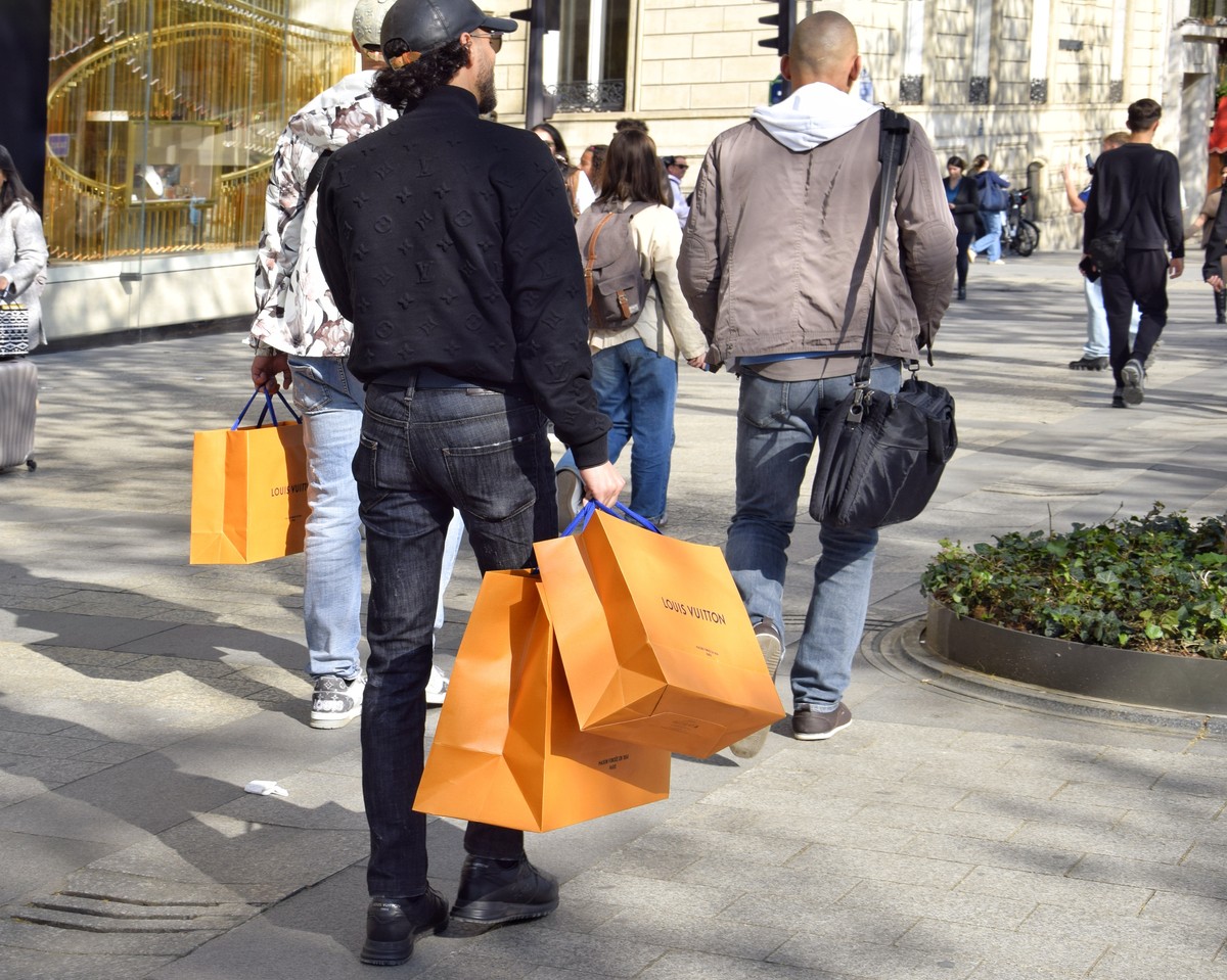 Warszawski luksusowy butik w centrum skandalu. Klientki zostały bez pieniędzy