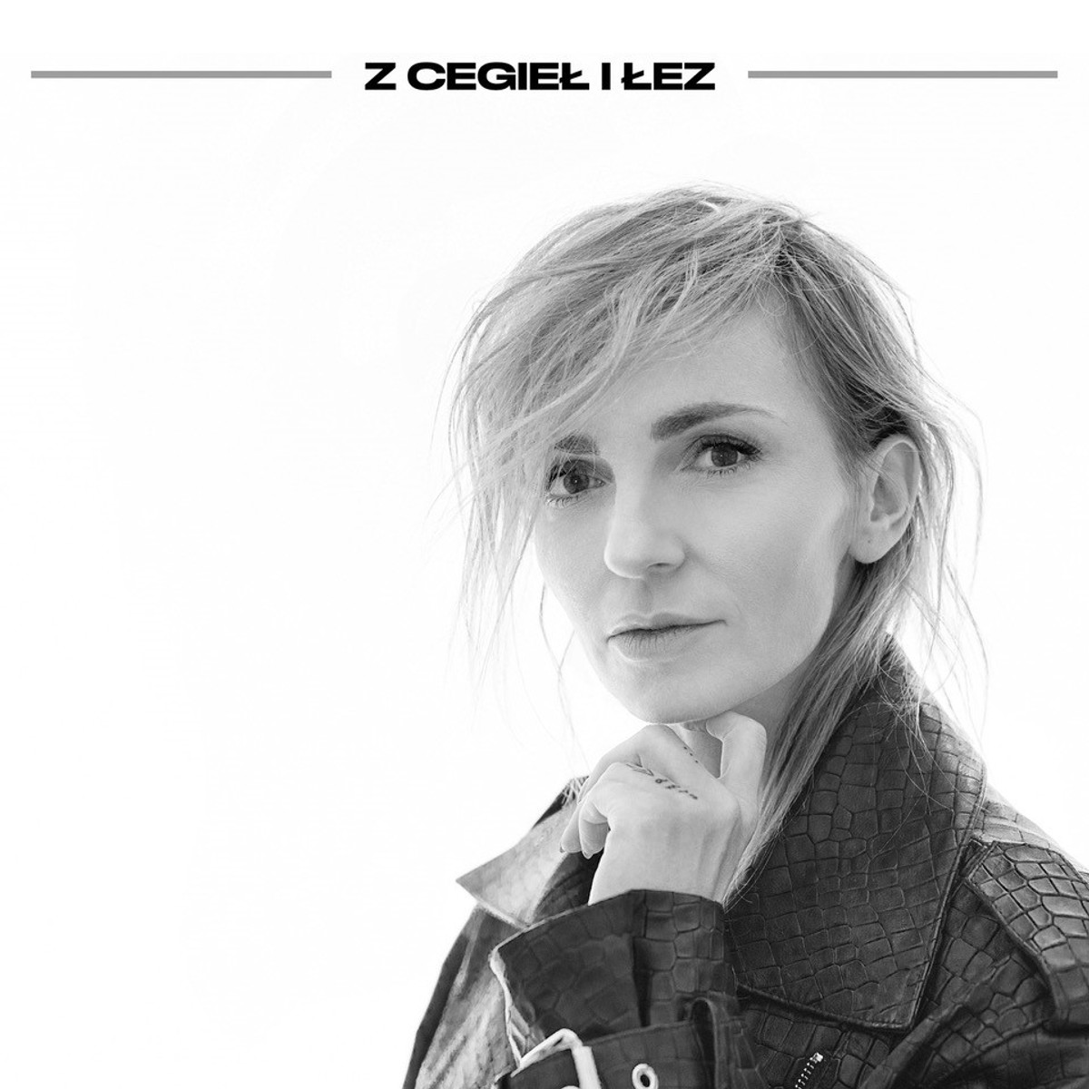 Anna Wyszkoni: "Z cegieł i łez" pozostawia niedosyt, chcesz tę płytę włączyć jeszcze raz i słuchasz jej jak całej historii [PODCAST]