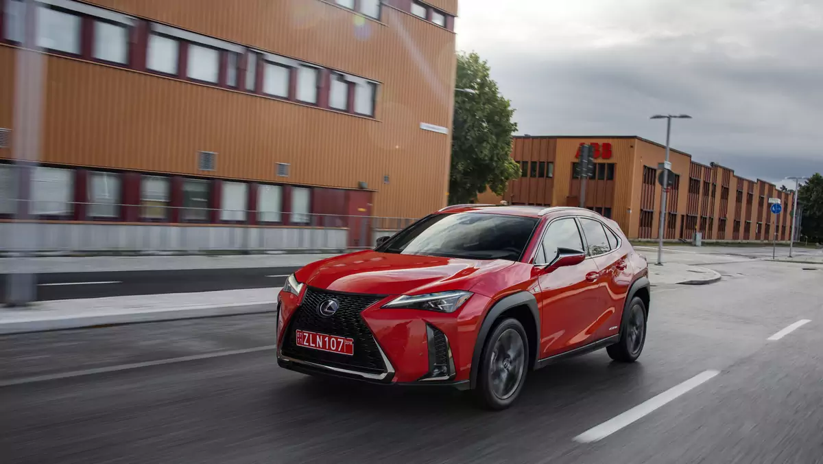 Lexus UX 250h