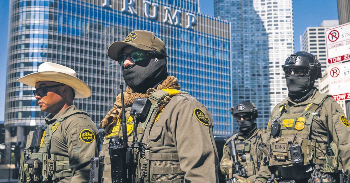 Więksi od FBI. Jak Trump rozbudowuje służby imigracyjne