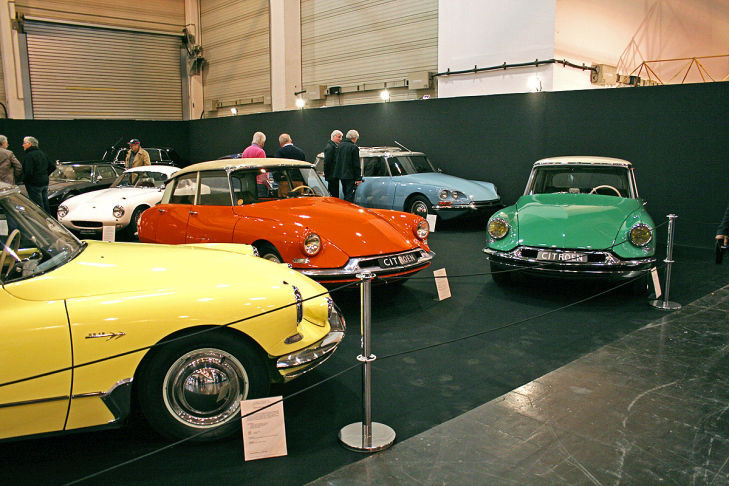 25.Techno Classica Essen 2013 - uczta dla miłośników oldtimerów