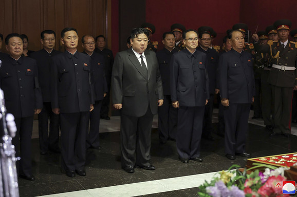 Preminuo dugogodišnji direktor propagande Severne Koreje, Kim Džong Un prisustvovao sahrani: Radio je za njega, njegovog oca i dedu