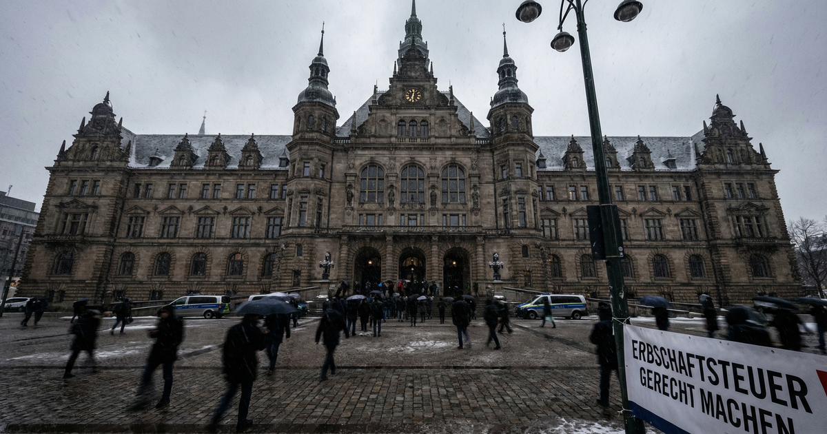 Hamburg-Erben-ber-20-Mio-zahlen-nur-8-mittlere-Erben-13-