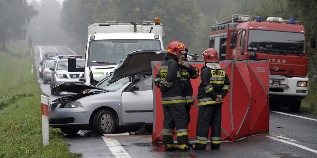 ZAGRZ WYPADEK 3 OFIARY ĆMIERTELNE