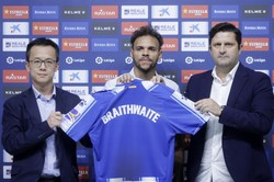 Martin Braithwaite opuścił Barcelonę z workiem pieniędzy
