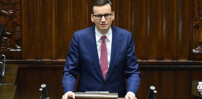 W ramach pakietu antyinflacyjnego premier zapowiada obniżkę akcyzy