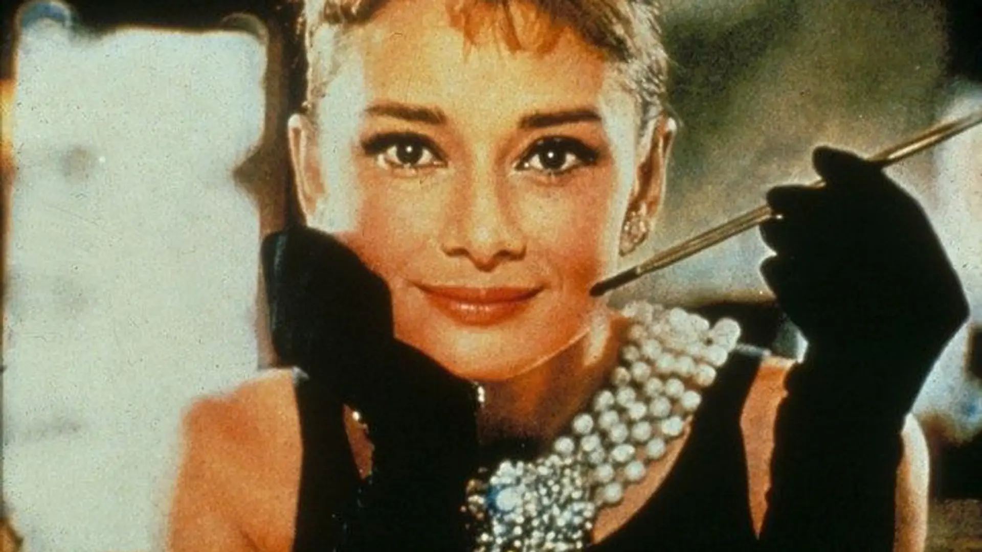 Audrey Hepburn: film, moda, miłość…