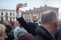 Nowe informacje o Karolu Nawrockim. Milionowe nieprawidłowości w raporcie NIK o IPN