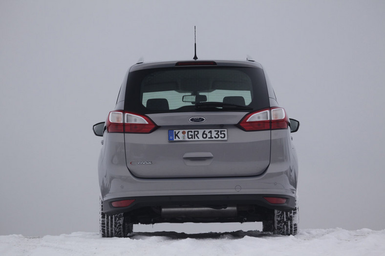 Ford Grand C-Max: kompaktowy van dla dużej rodziny