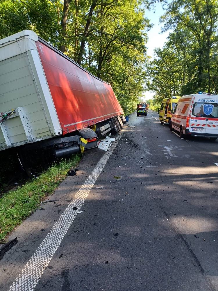 Pri nehode pri Kopčanoch zomrel vodič dodávky. 