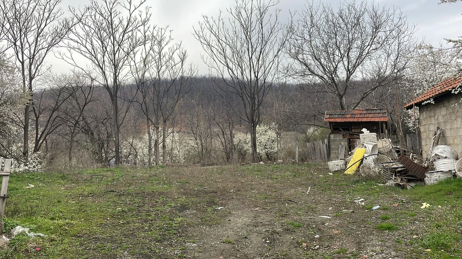 Dvorište imanja u Banjskom polju gde je poslednji put viđena Danka Ilić 
