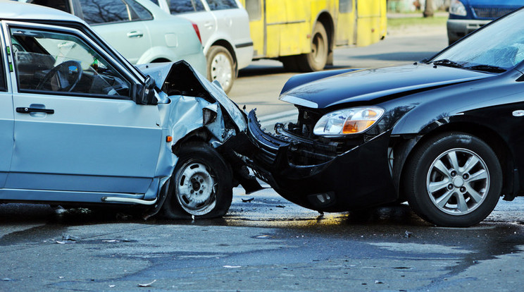 Rengeteg baleset történt az elmúlt órákban /Illusztráció: Shutterstock