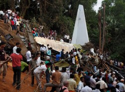 Samolot się rozbił, bo pilot przysypiał za sterami