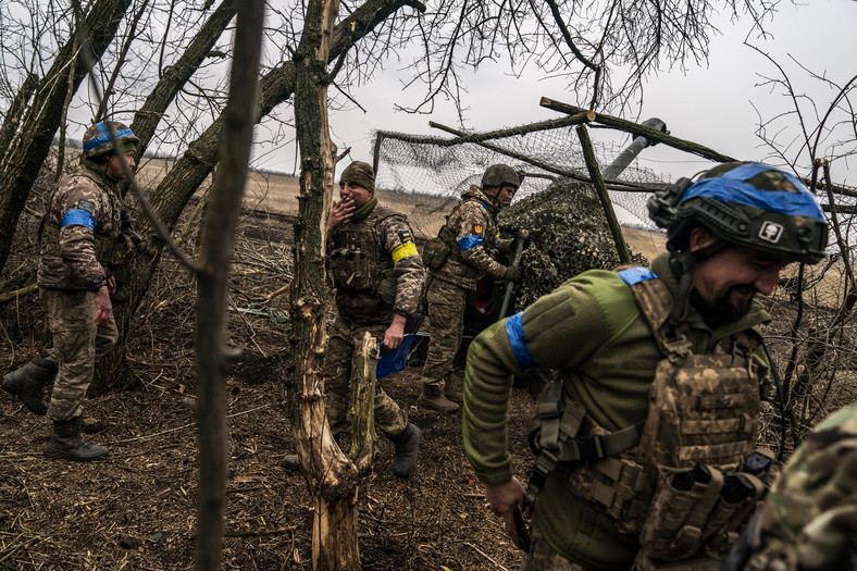 Ukraińscy żołnierze na pozycjach w obwodzie donieckim, marzec 2024 r.