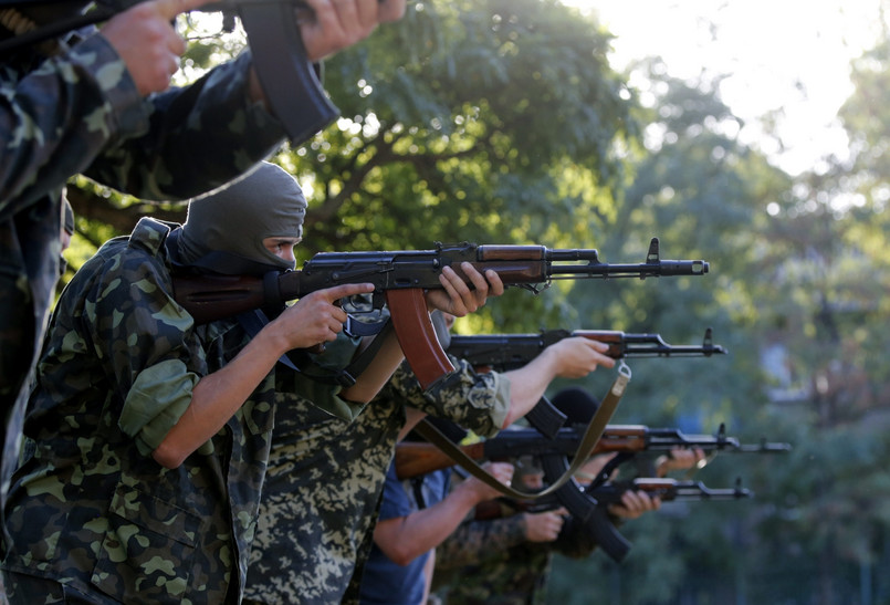 Separatyści na Wschodzie Ukrainy zmniejszyli swoją aktywność. Ukraiński ekspert wojskowy Dmytro Tymczuk informuje, że zwiększyła się za to liczba ataków z terytorium Federacji Rosyjskiej