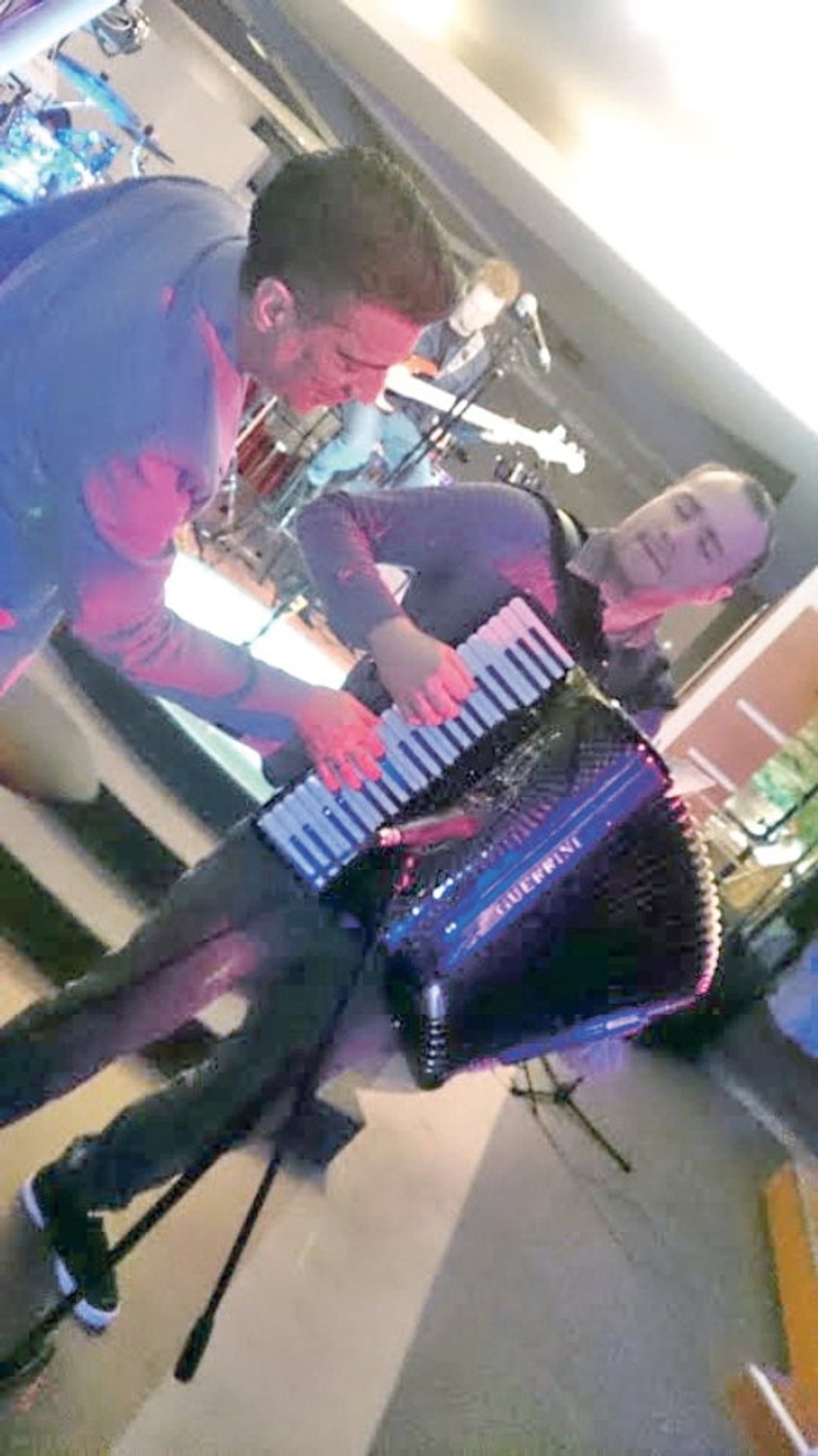 Harmonikaš: Željko, nekadašnji šampion u sviranju harmonike, u jednom trenutku je zasvirao