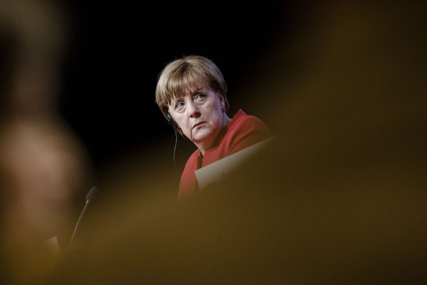 Merkel: Nie widzimy powodu, by łagodzić sankcje przeciwko Rosji