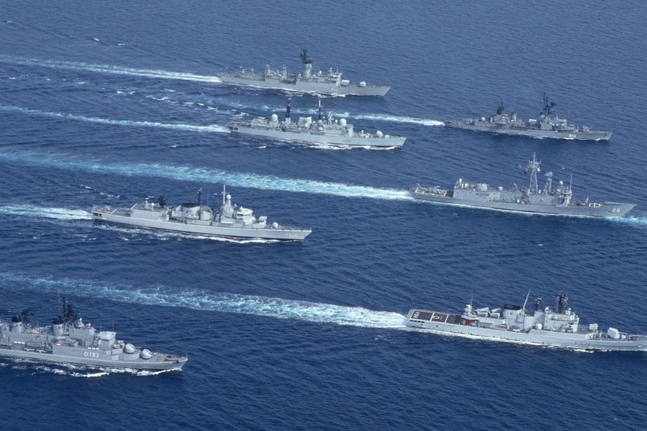 Multinacionalna pomorska operativna grupa NATO 1992. godine: kombinovane snage uvele su pomorske sankcije Ujedinjenih nacija Srbiji i Crnoj Gori | Foto: Getty Images