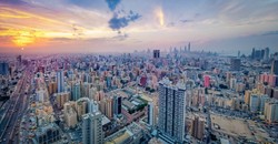 Słup dymu w pobliżu ambasady USA w Kuwejcie. Są nowe doniesienia