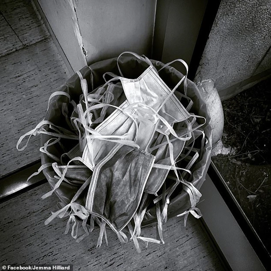 Džema nosi masku deset sati dnevno