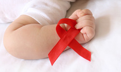 HIV i AIDS a dzieci. Co zrobić, gdy dziecko się zarazi?