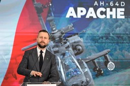 Umowa na leasing od USA 8 śmigłowców Apache podpisana