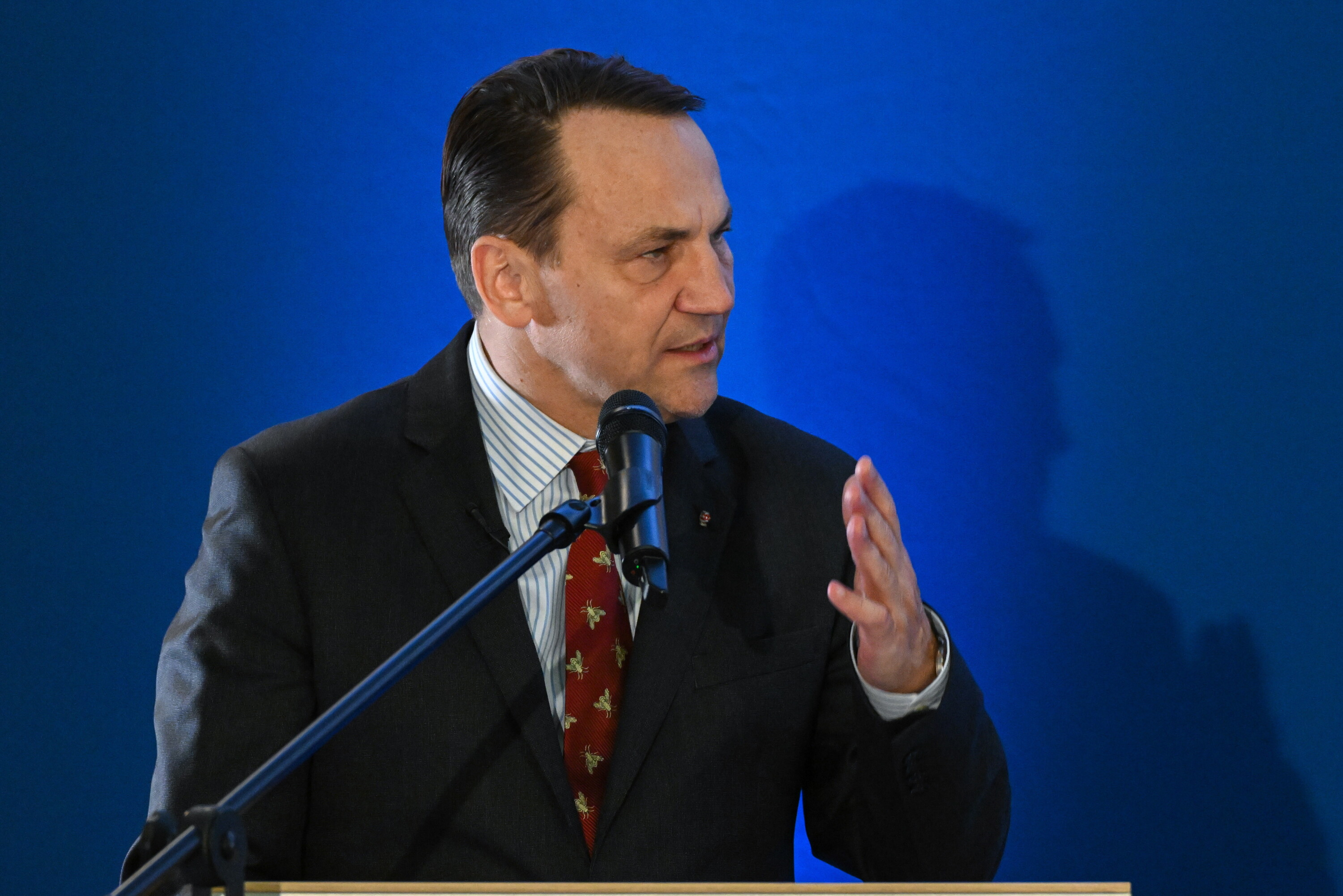 Za pokojem w Ukrainie kryją się wielomiliardowe deale USA z Rosją