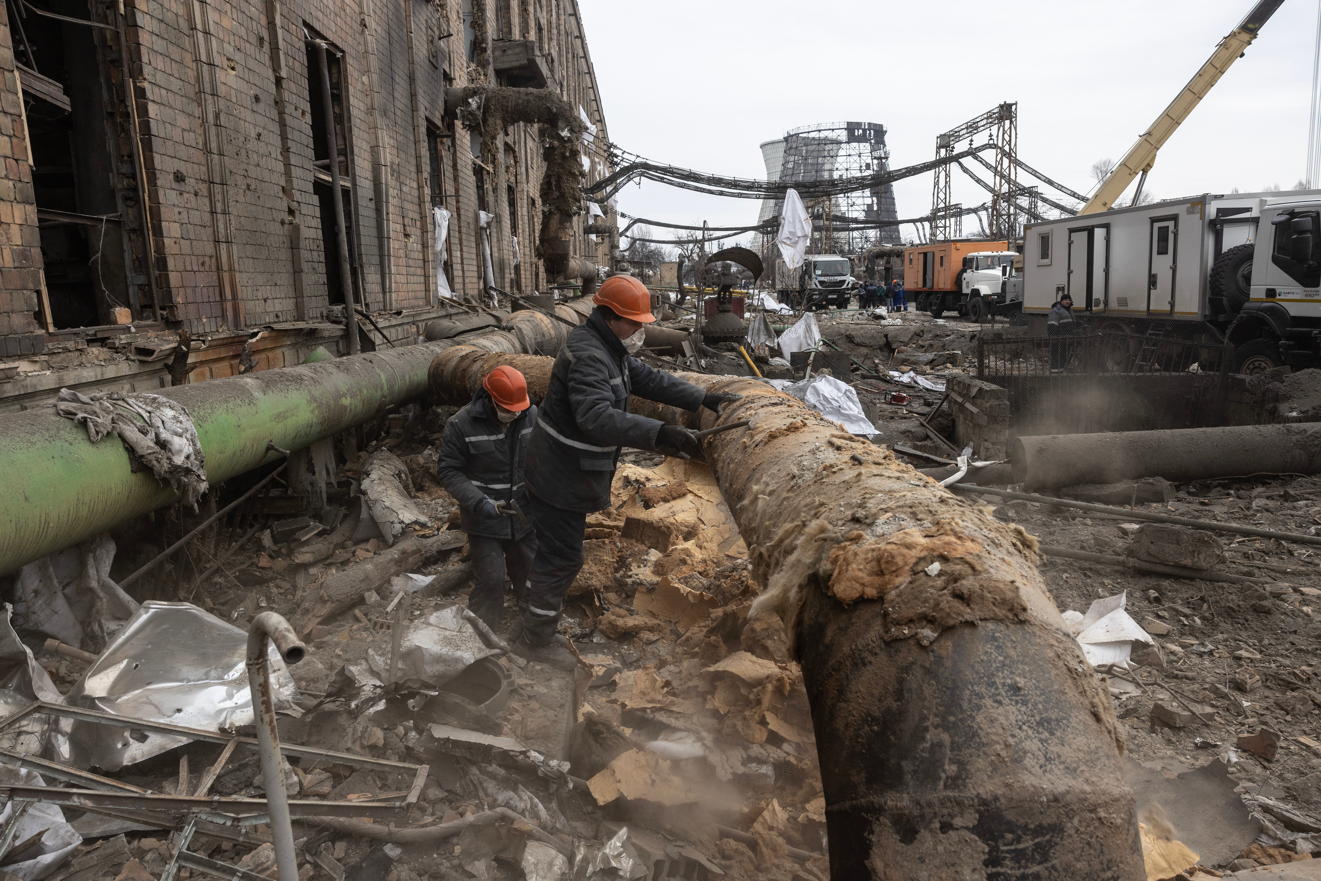 Kraftwerk-Angriff lässt Hunderttausende in Kiew bei minus 20 Grad ohne Heizung