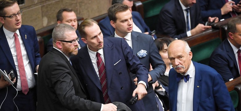 Konfederacja: Amerykański ZUS konfiskuje Polakom emerytury, a PiS nic z tym nie robi