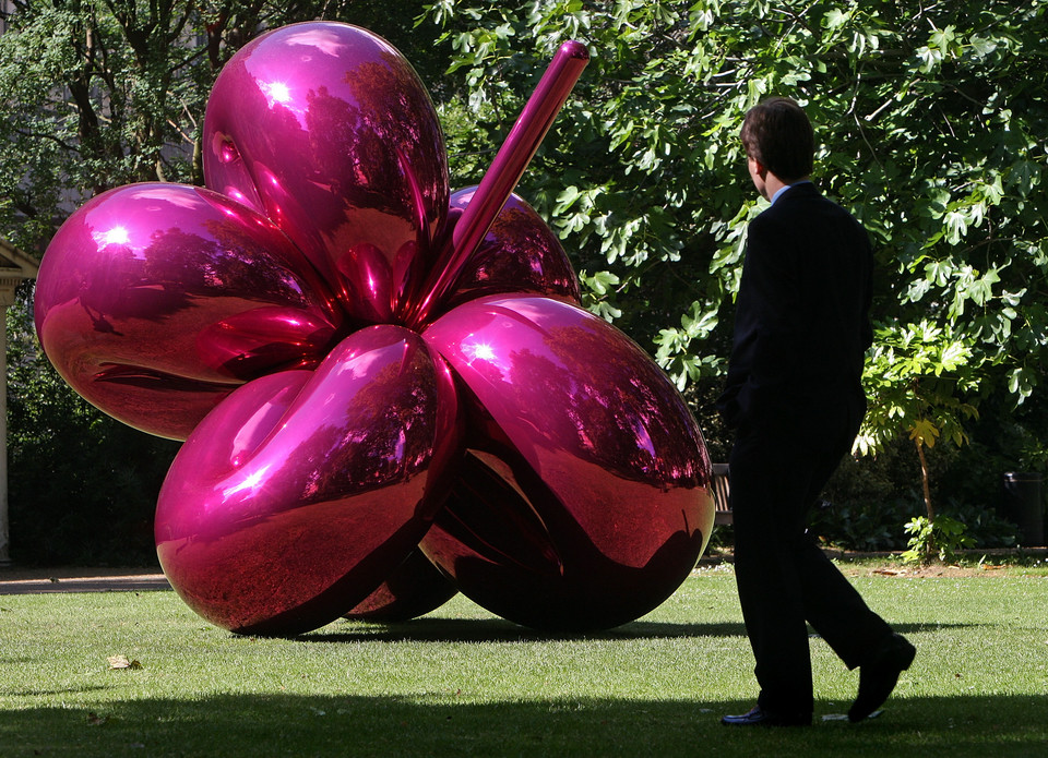 "Balonowy kwiat" na Saint James' Square w Londynie