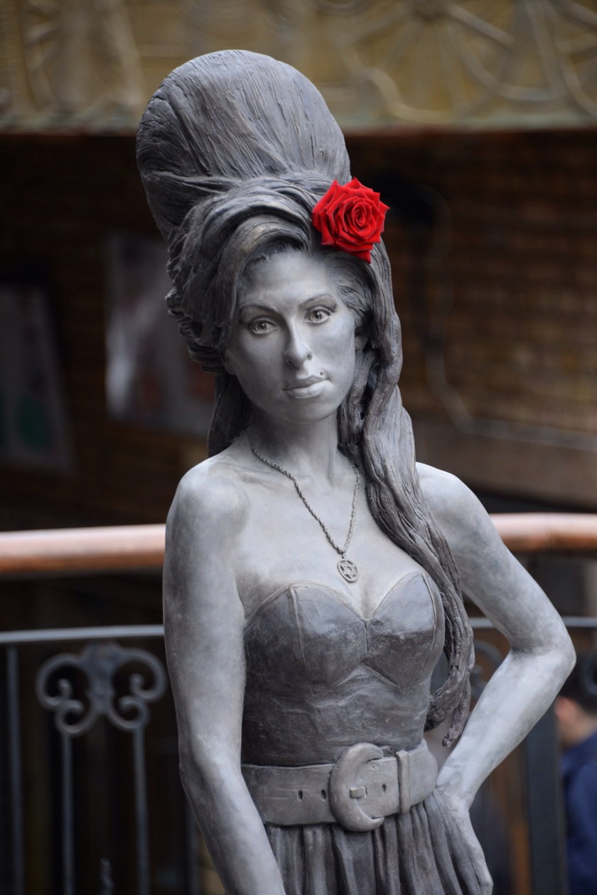 Nowy pomnik Amy Winehouse w Londynie