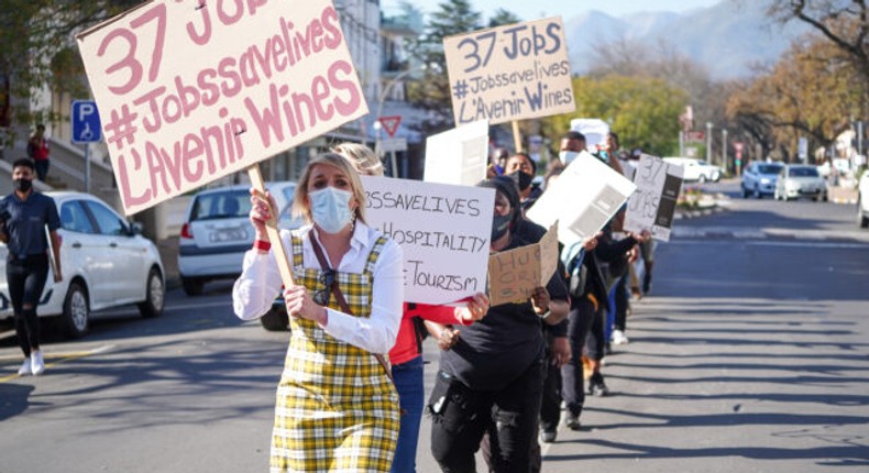 Restaurant and winery workers across South Africa have flocked the streets to pressure the government to allow the sale of alcohol within the country. 