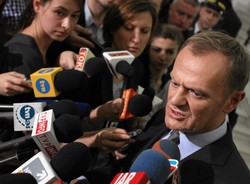 PiS tylko minimalnie przed PO. Ludowcy jak Korwin-Mikke. SONDAŻ