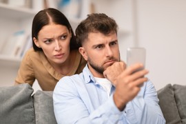 Da li ste žrtva mikroprevare ili i sami učestvujete u tome? Opasnost vreba na društvenim mrežama