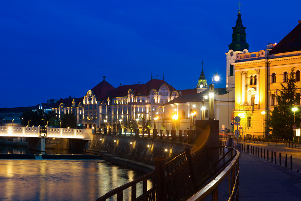 Oradea nocą